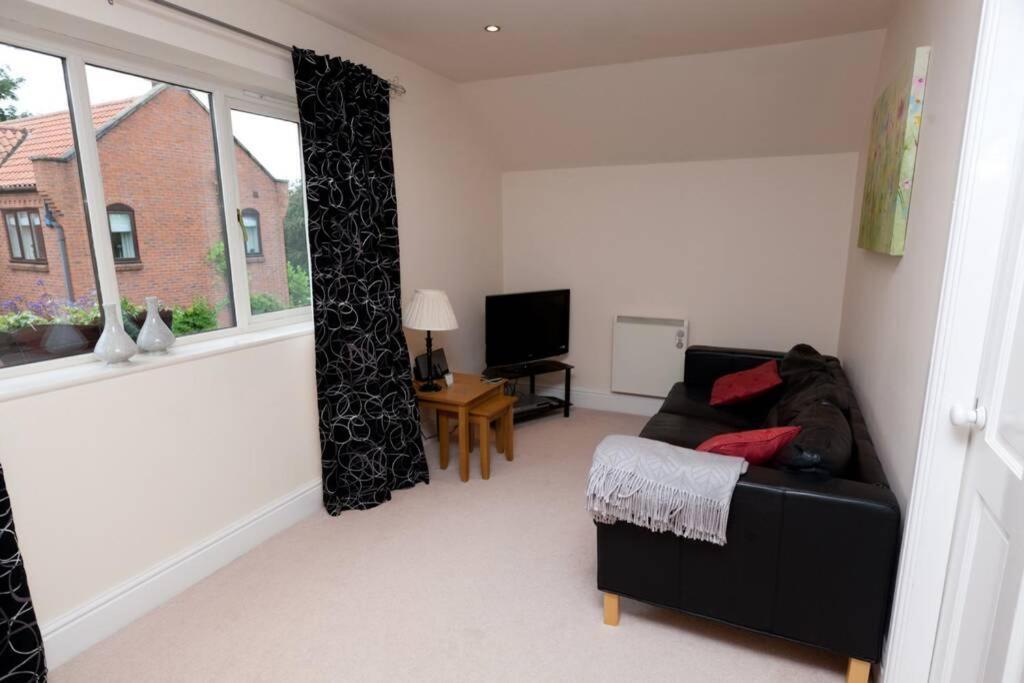 Red Lion Loft Blidworth Apartment Bagian luar foto